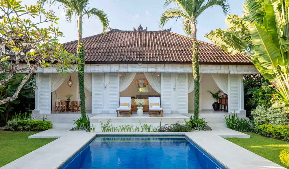 Private pool villa with tropical garden - accomodation on bali retreat for women