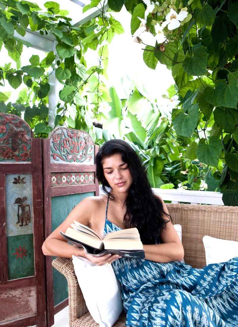 Best Retreat Books – Whatever Arises….Love That by Matt Kahn